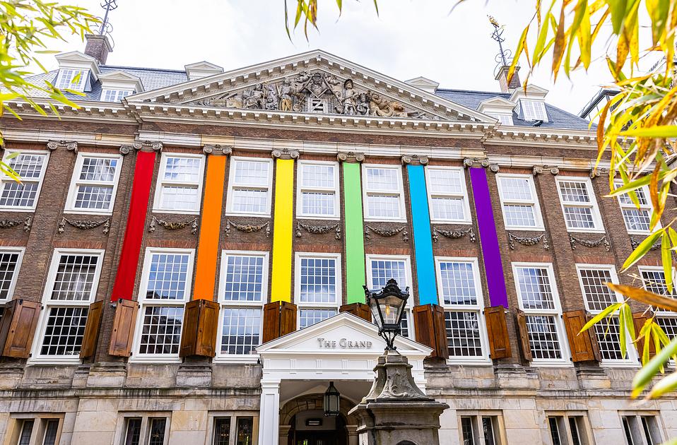 The Grand Amsterdam wordt als eerste hotel in Noord-Europa bestempeld met LGBTQ+ Accreditation