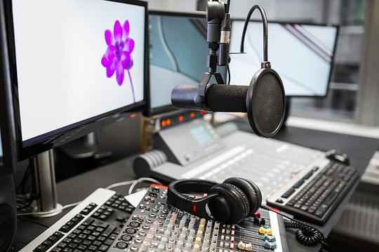 AVROTROS betreurt dat vrouwen met eigen radioprijs zijn gekomen