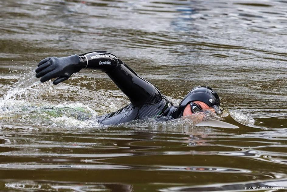 Maarten van der Weijden haalt 3,7 miljoen euro op met elfstedentriatlon