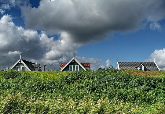 in de afgelopen tien jaar nam het aantal toeristische slaapplaatsen in Zeeland af / Foto: "Aquadelta" door FaceMePls