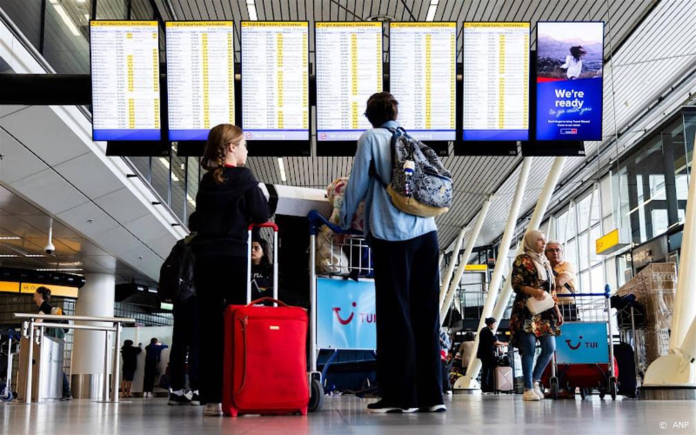 Schiphol verwacht grote drukte op vliegveld tijdens herfstvakantie