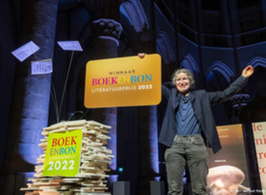 Anjet Daanje wint de Boekenbon Literatuurprijs