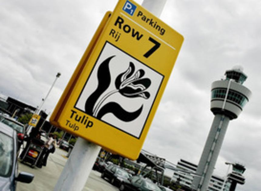 Parkeren op luchthavens een vijfde duurder geworden