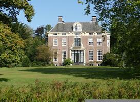 Wandelen voor het goede doel langs kastelen en paleizen rond Hilversum