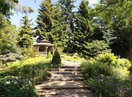 Vaten met onbekende inhoud gevonden bij de Efteling