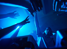 Telefoons en maken van foto's verboden in Amsterdamse nachtclub Shelter