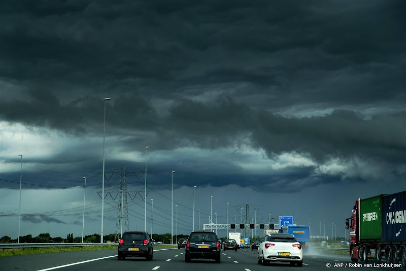 Rijkswaterstaat na code rood: stel reis uit als het kan