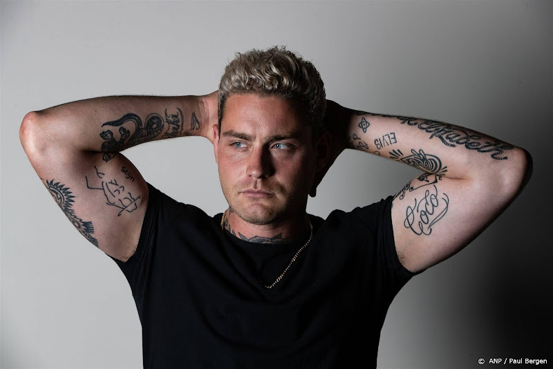 Douwe Bob lanceert in februari 2024 zijn zesde album