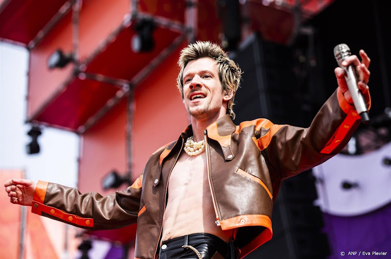 Son Mieux lead zanger