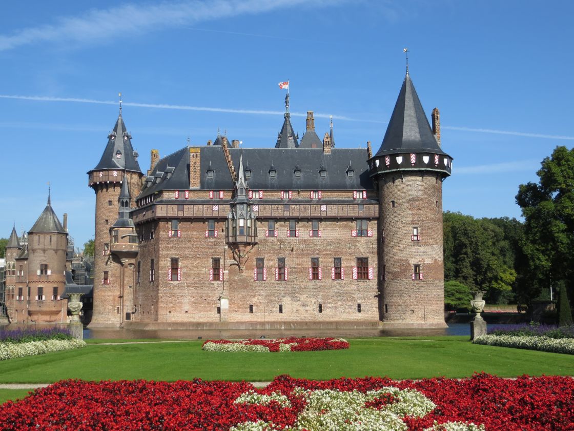 Dit is het mooiste gebouw van Nederland / Foto: "KAsteel de Haar" door  Bernt Rostad
