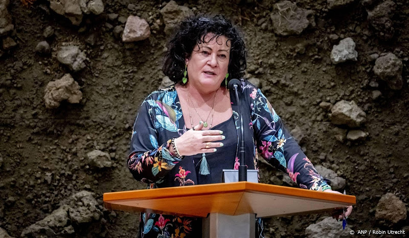 Kroos van Caroline van der Plas in programma Stereotypisch