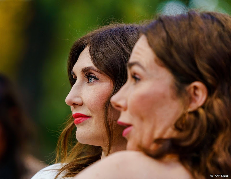 Carice van Houten en Halina Reijn zakelijk uit elkaar