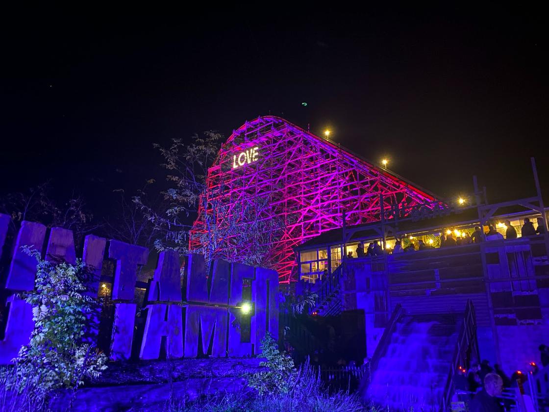 3FM-dj Luc gaat zich urenlang opsluiten in Walibi-achtbaan