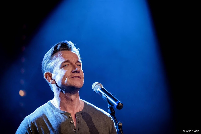 Paul Groot op podium