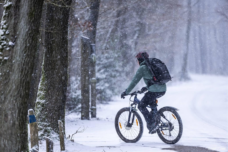 Mogelijk kleurt zuiden van het land wit door sneeuwbuien