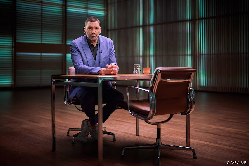 VPRO reageert op vermeend grensoverschrijdend gedrag Theo Maassen