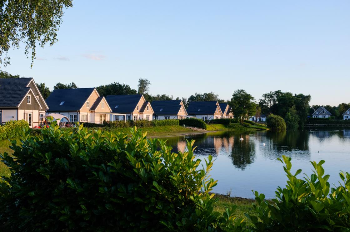 Met Brabantse vakantieparken gaat het helemaal niet zo slecht meer / Foto: "Susteren, NL" door heipei