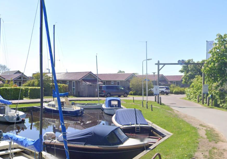 Petitie tegen groei vakantiepark Akkrum / Foto: Google Maps https://maps.app.goo.gl/LF3qfBytsmh8Y3er9