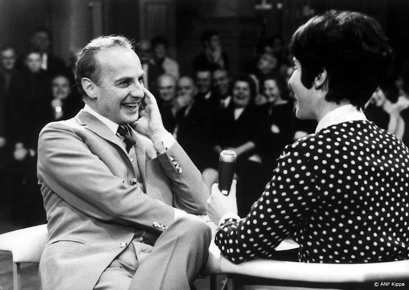 Alex Klaasen en Freek de Jonge eren Wim Sonneveld in podcast