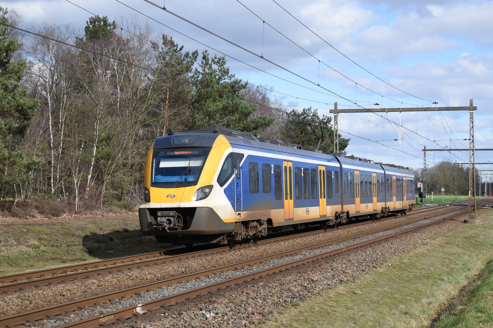 Veel hinder tijdens het festivalseizoen op het spoor