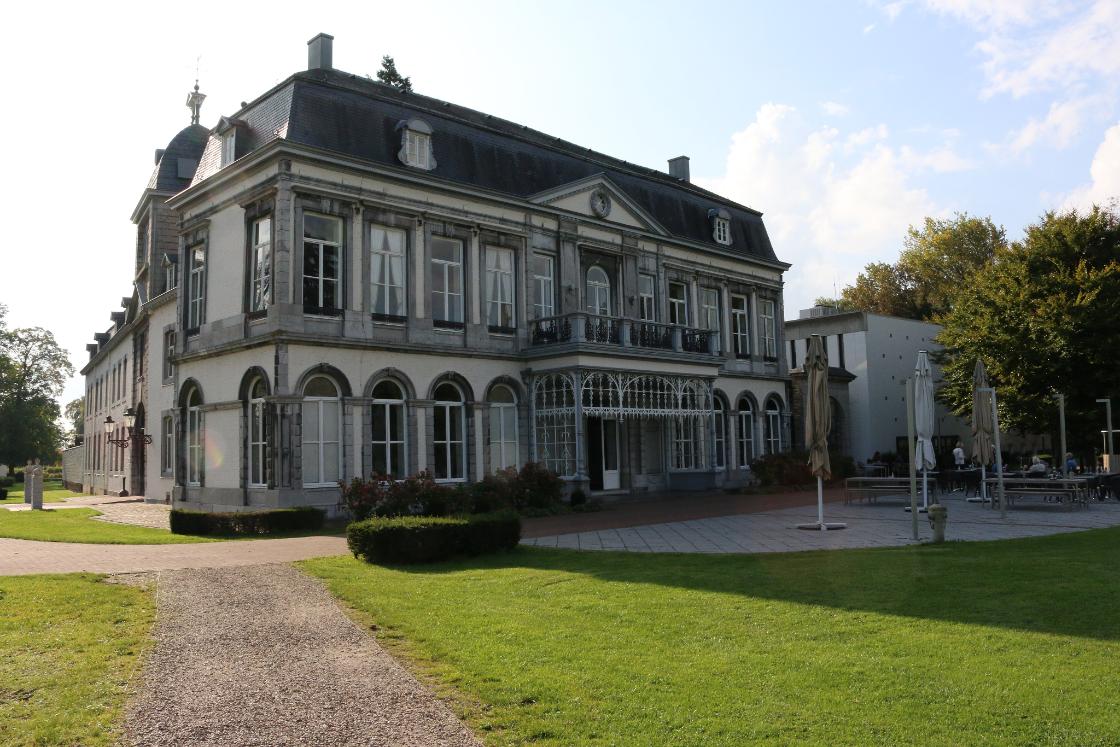 Nieuw filmfestival bij Kasteel Vaeshartelt in Maastricht: Parkbios Vaes / Foto: "Casttle of Veashartelt in Maastricht, South of Limburg-The Netherlands" door Hein56didden
