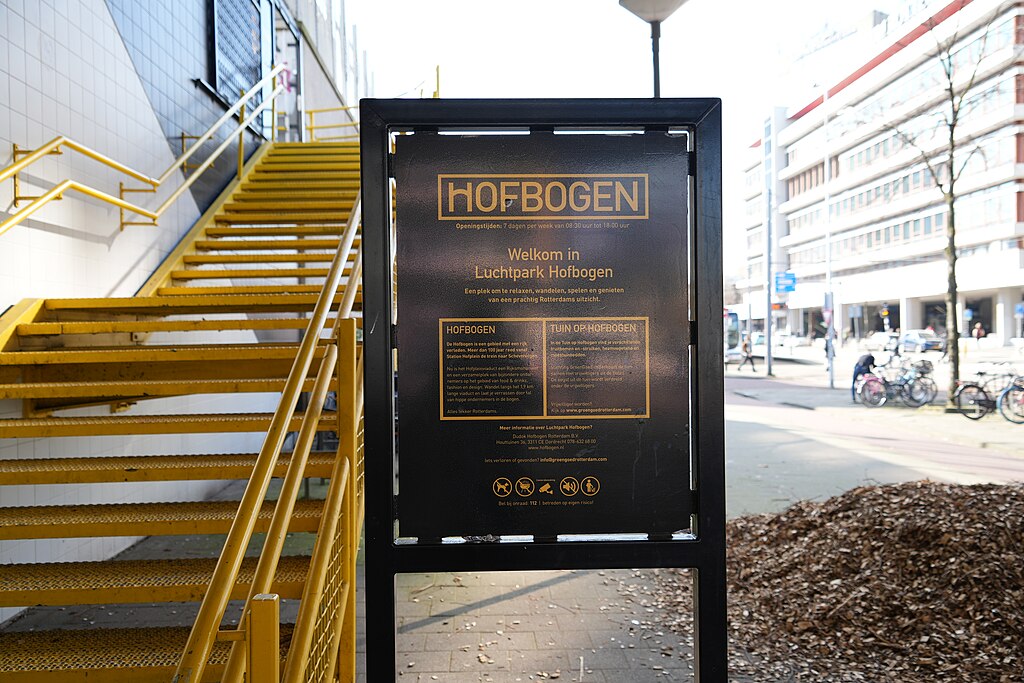 Unieke wandeling met muziek over Rotterdams spoor / Afbeelding: "Luchtpark Hofbogen - Agniesebuurt - Noord - Rotterdam" door AgainErick