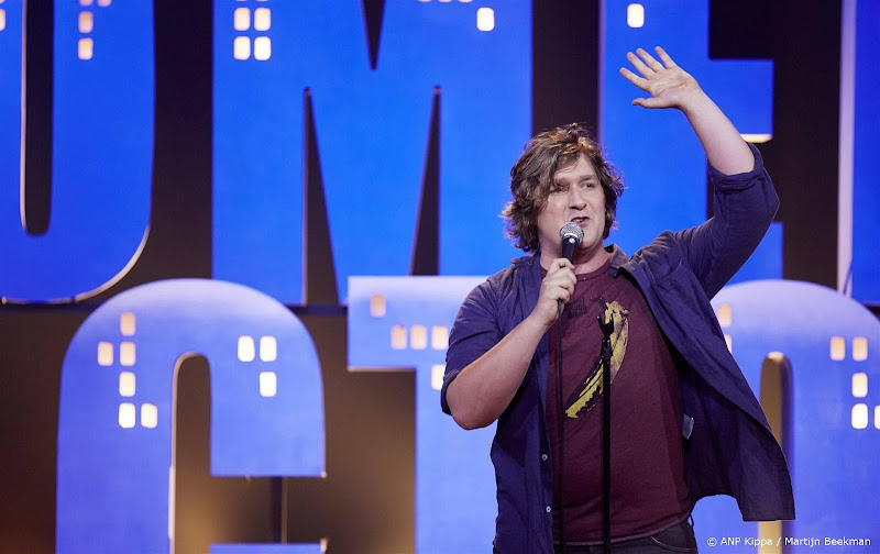 Cabaretier Alex Ploeg staat in theater met nieuwe voorstelling