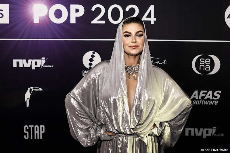 Roxeanne Hazes komt met nieuwe muziek: 'Zit in zo'n fijne flow'