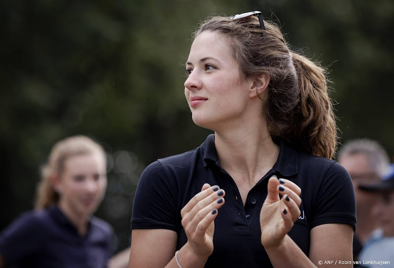 Boerin Annemiek van Boer zoekt Vrouw bevallen van een zoon