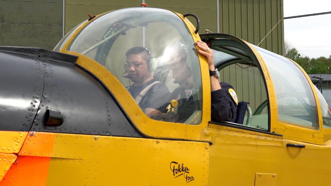 Verrassing voor 200.000e bezoeker expositie Aviodrome