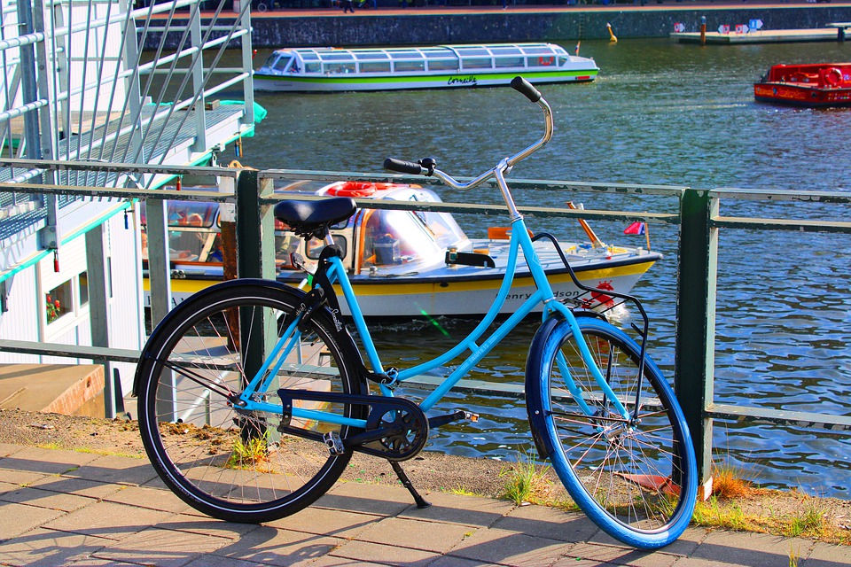 Ruim 3.000 fietsen uit Amsterdams fietsdepot voor kinderen, asielzoekers of re-integratie