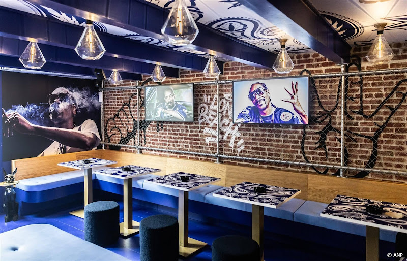 snoop dogg coffeeshop