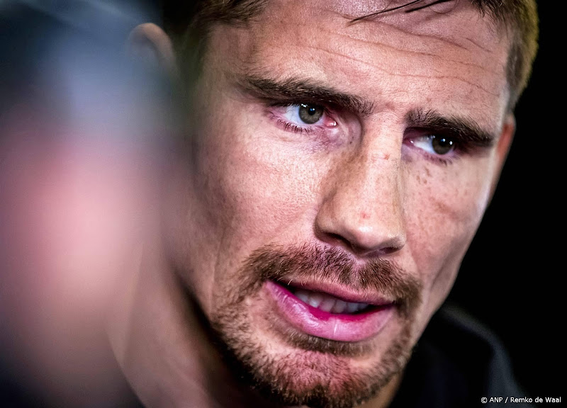 Rico Verhoeven en prinses Alexia doen 'royal staredown'