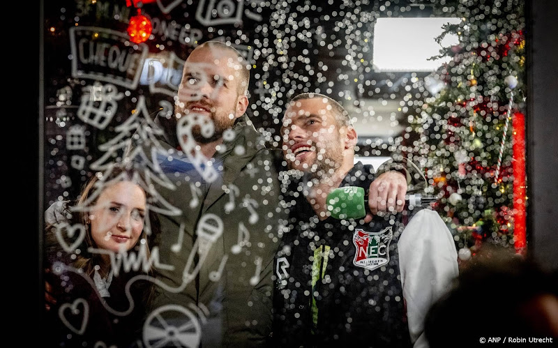 Glazen Huis van 3FM dit jaar opnieuw gepresenteerd door Speelman, Hijlkema en Van Deelen