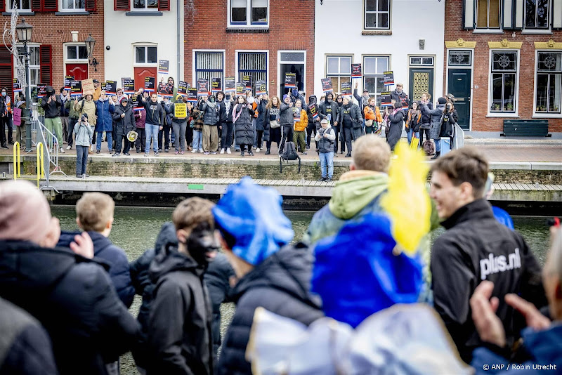 sinterklaas intocht demonstratie