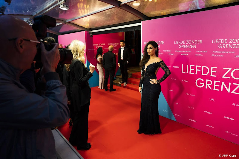 yolanthe cabau op rode loper