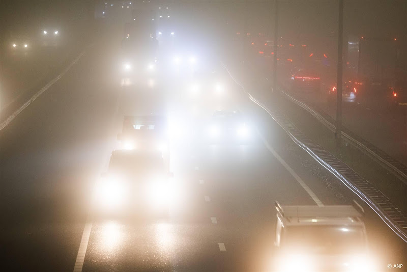 mist op snelweg