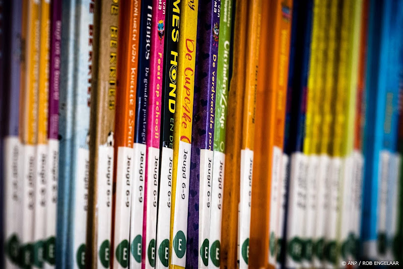boeken op plank