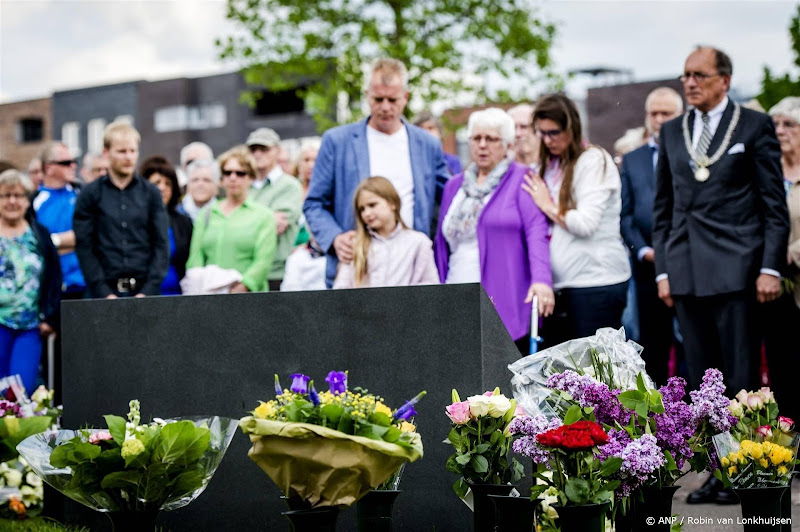 vuurwerkramp herdenking 25 jaar