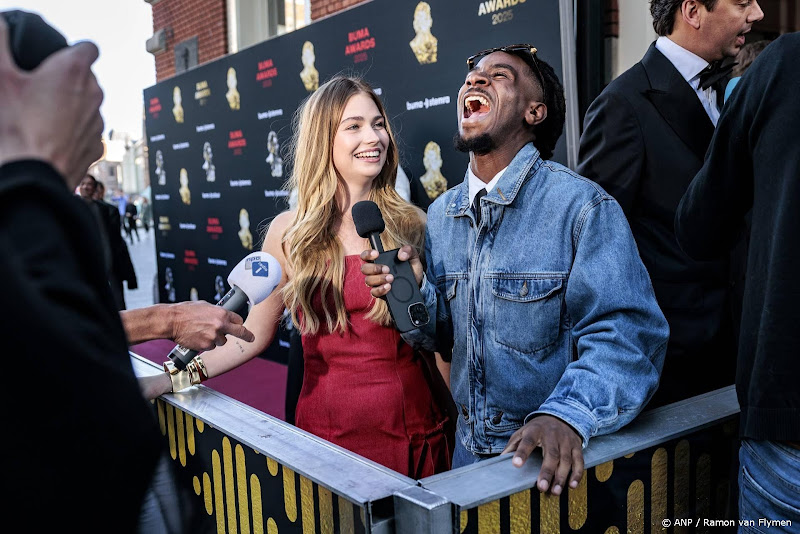 roxy dekker bij buma awards