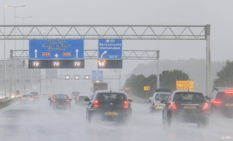 Regen op snelweg