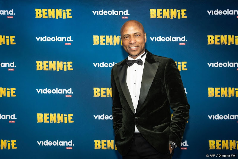 humberto op rode loper premiere bennie