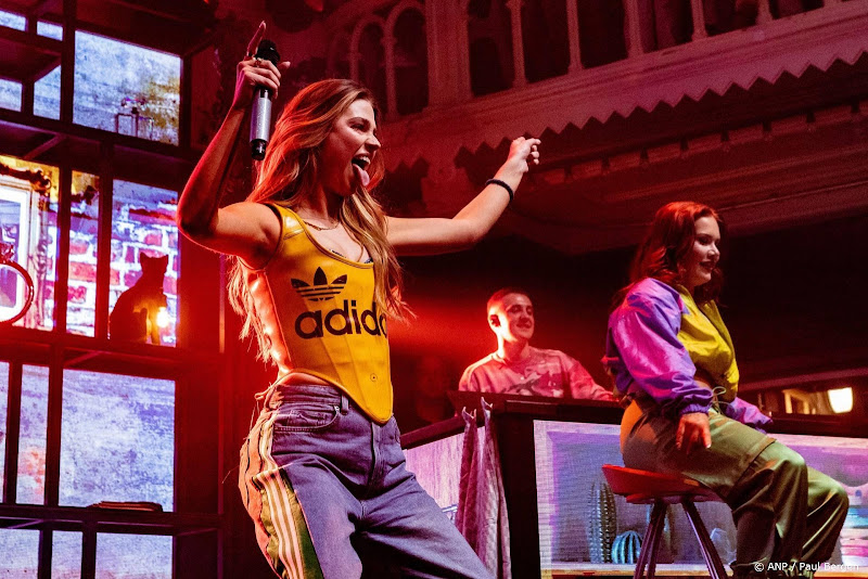 roxy dekker in paradiso