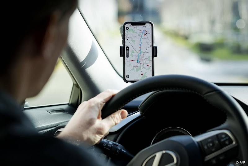 navigatie telefoon in auto