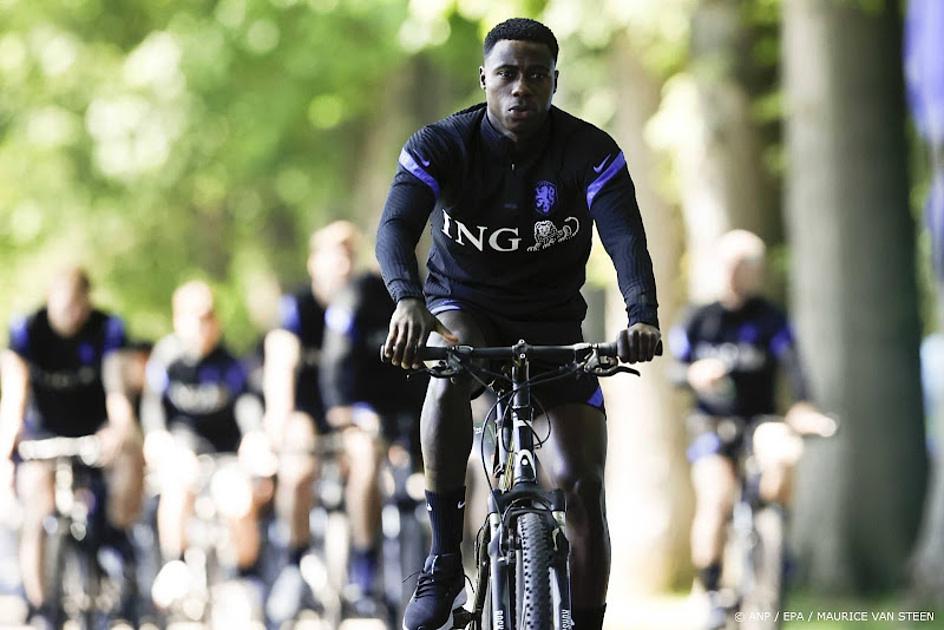 Voetballer Quincy Promes door Dubai uitgeleverd aan Nederland