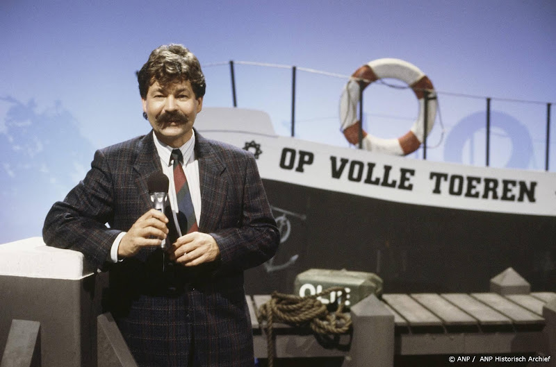 Oud-presentator Chiel Montagne op 80-jarige leeftijd overleden