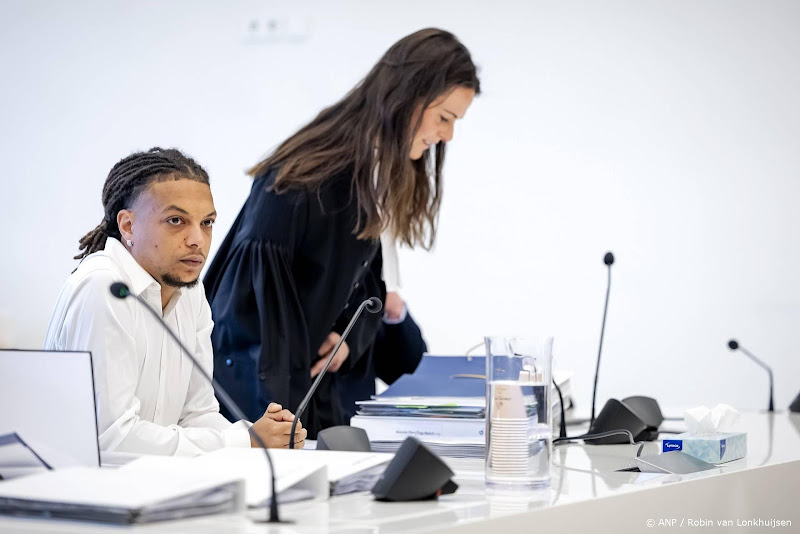 ronnie flex rechtbank