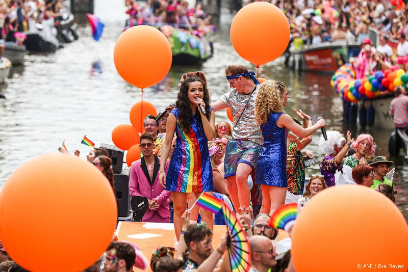 zangeressen k3 op pride boot