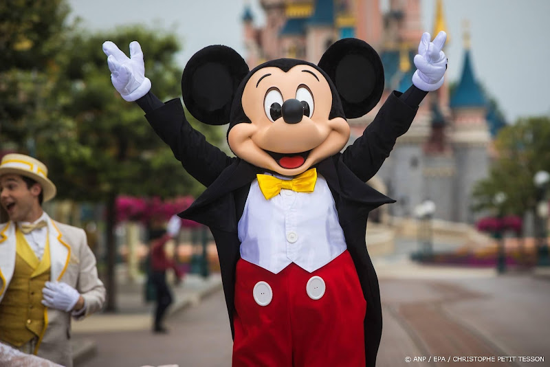mickey mouse bij disney land paris